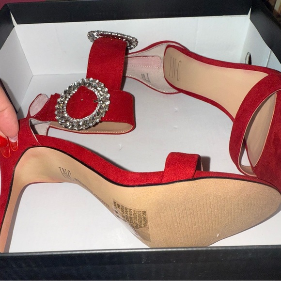 New heels - Picture 2 of 2